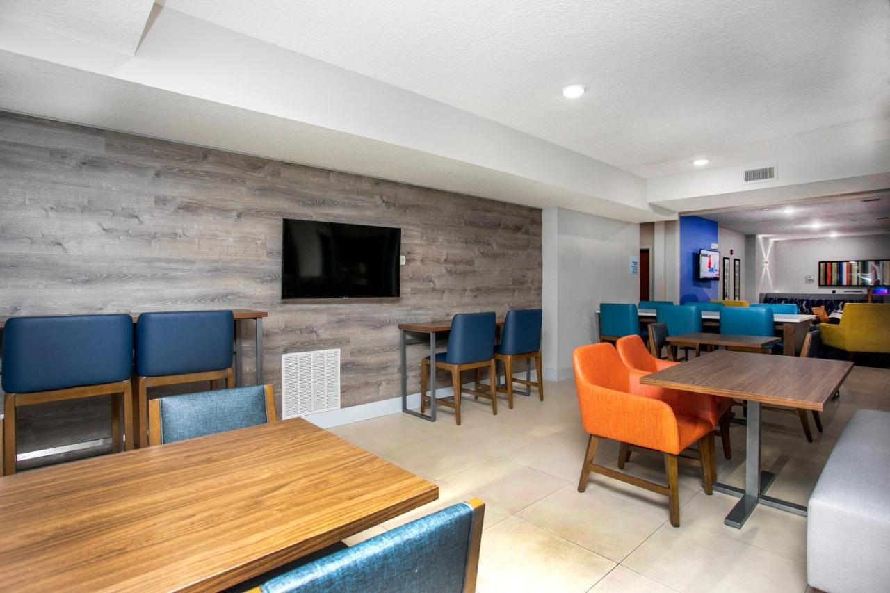 Holiday Inn Express & Suites Jacksonville - Atlantic Beach By Ihg Exterior photo