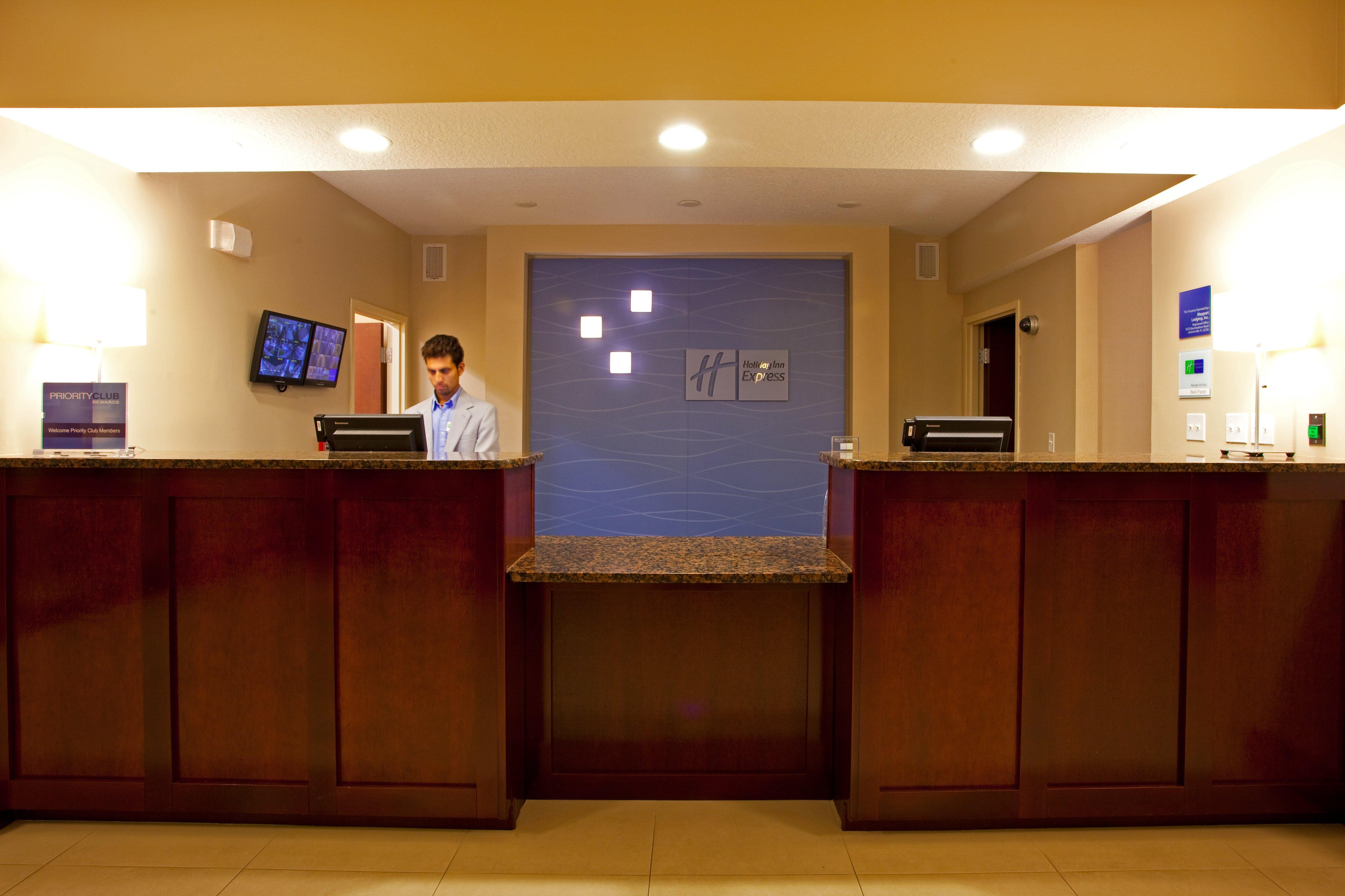 Holiday Inn Express & Suites Jacksonville - Atlantic Beach By Ihg Exterior photo